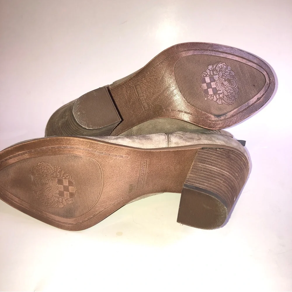 Vince Camuto Fileana French Taupe Split Shaft Laser Cut Out Ankle Boots
